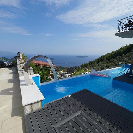 Sky Sea Resort & Villas Megali Ammos  Exteriör bild