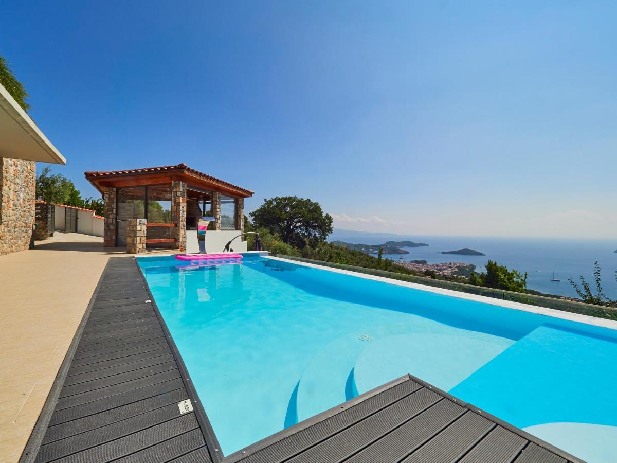Sky Sea Resort & Villas Megali Ammos  Exteriör bild
