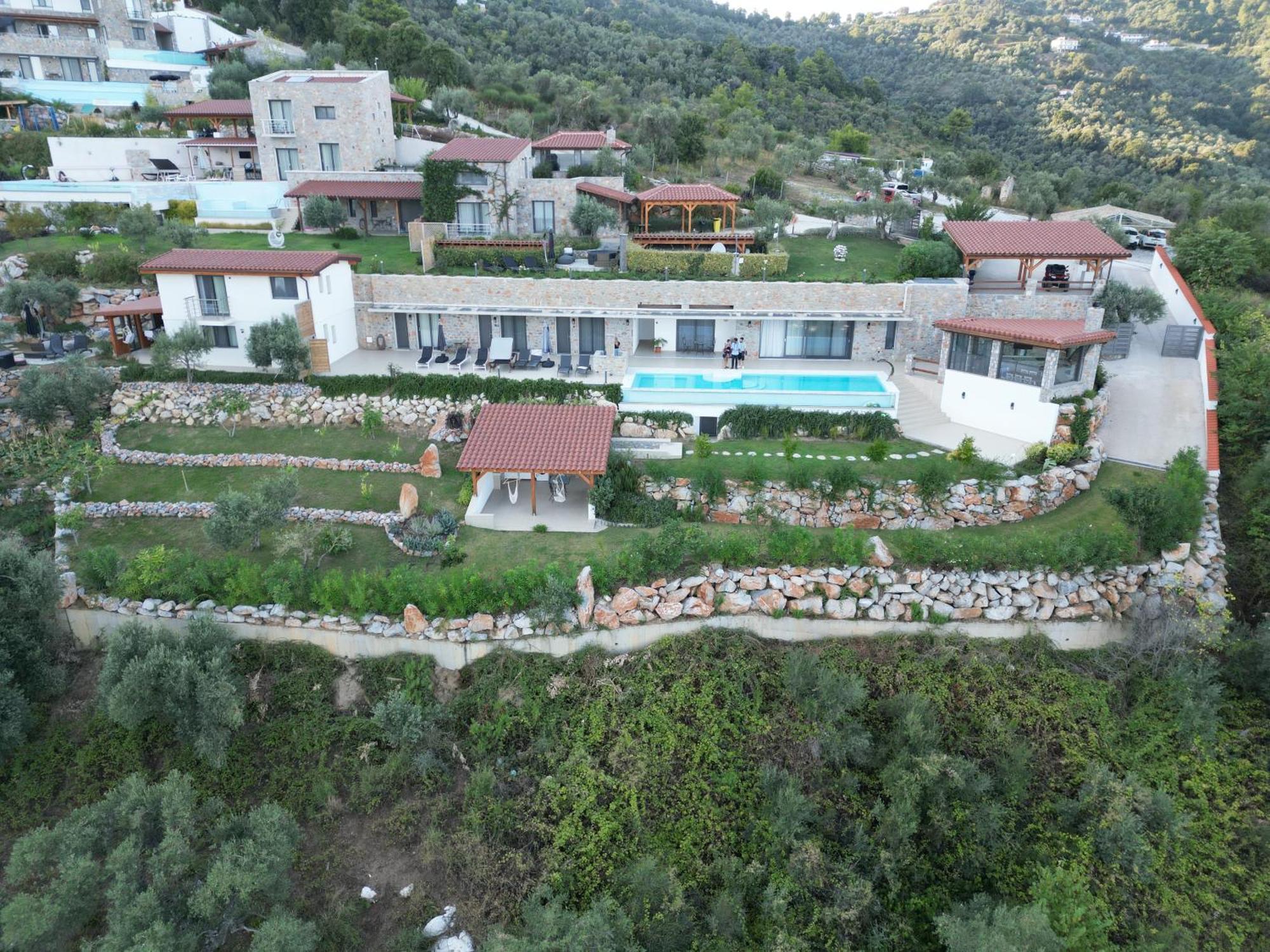 Sky Sea Resort & Villas Megali Ammos  Exteriör bild