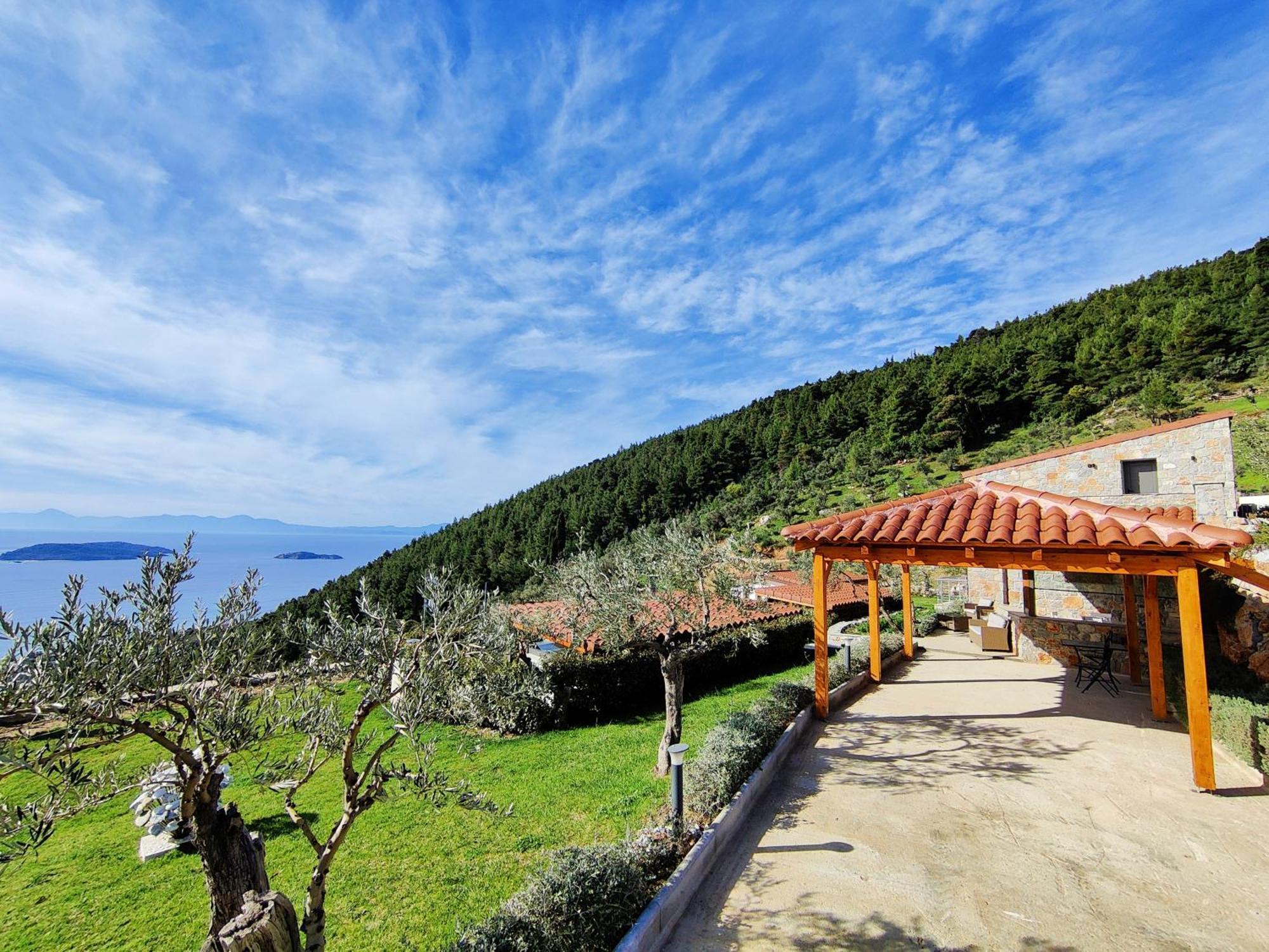 Sky Sea Resort & Villas Megali Ammos  Exteriör bild