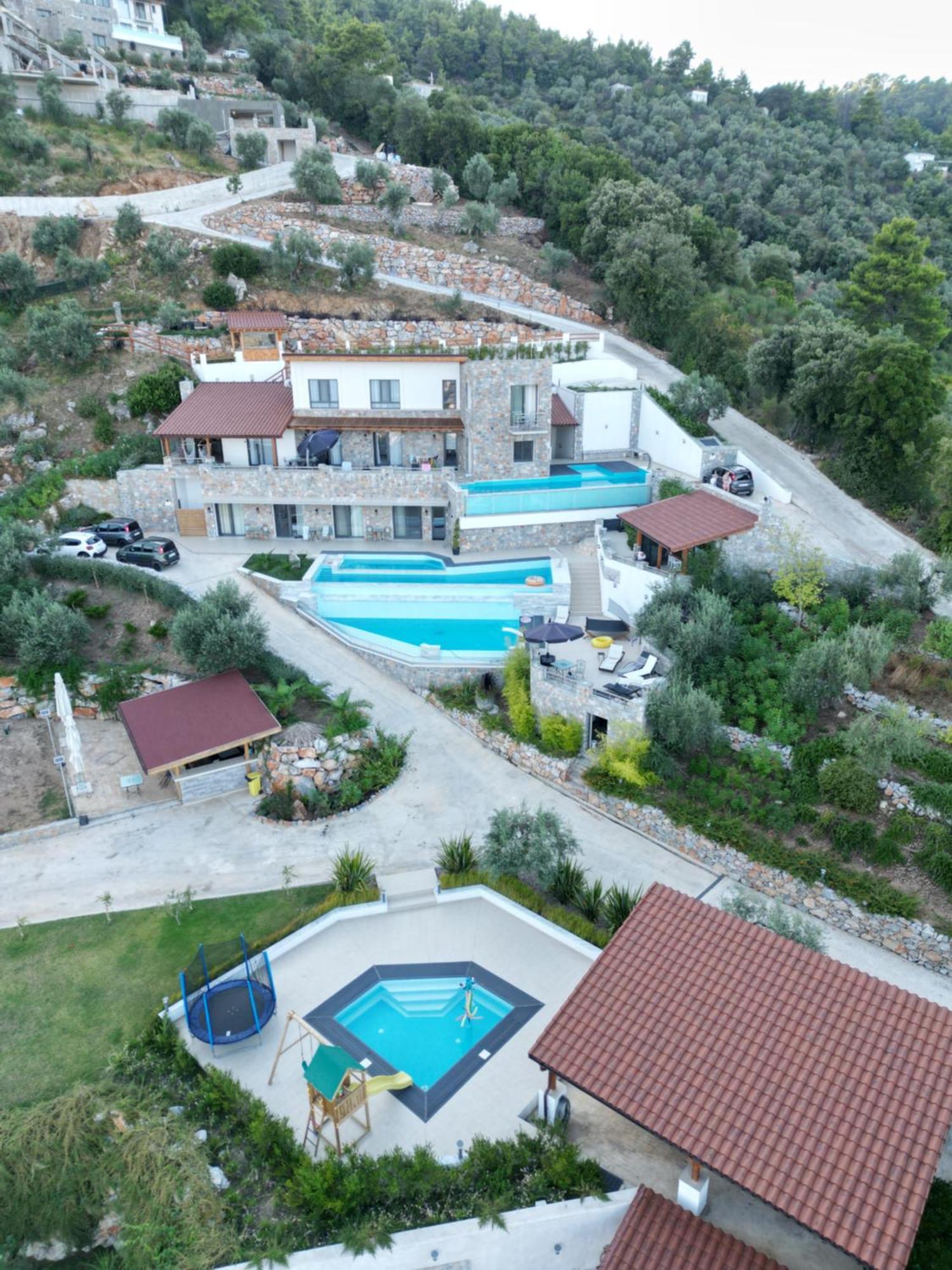 Sky Sea Resort & Villas Megali Ammos  Exteriör bild