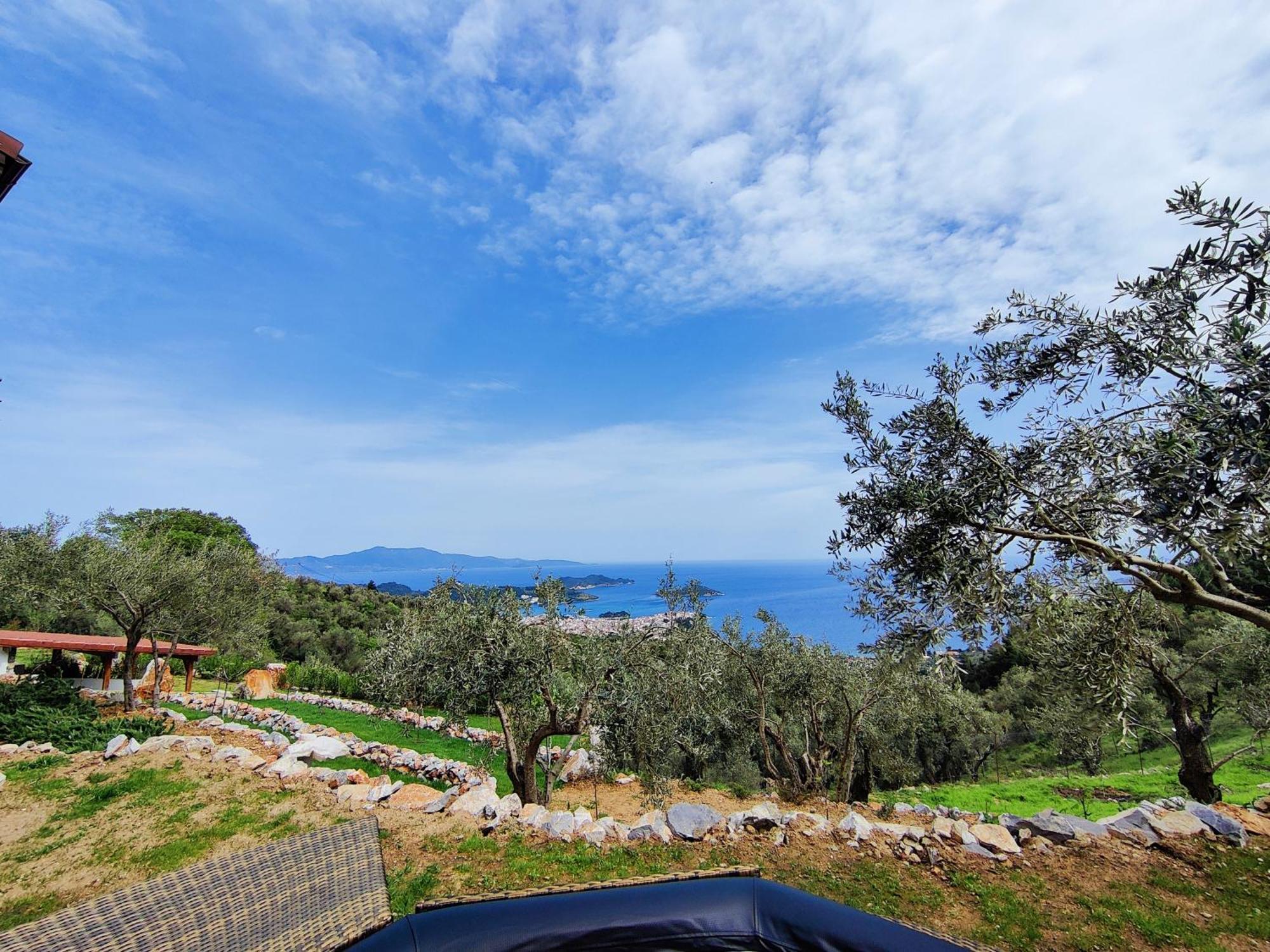 Sky Sea Resort & Villas Megali Ammos  Exteriör bild