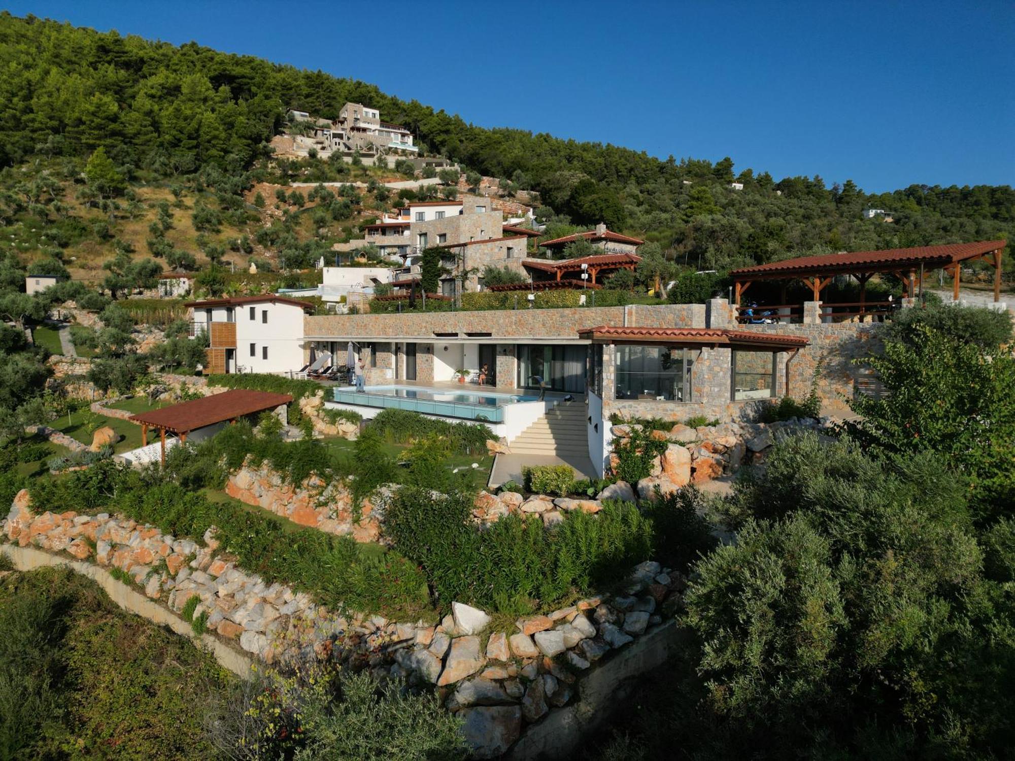Sky Sea Resort & Villas Megali Ammos  Exteriör bild